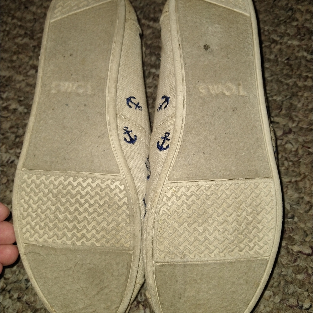 Toms with anchor ⚓ design - Picture 6 of 6